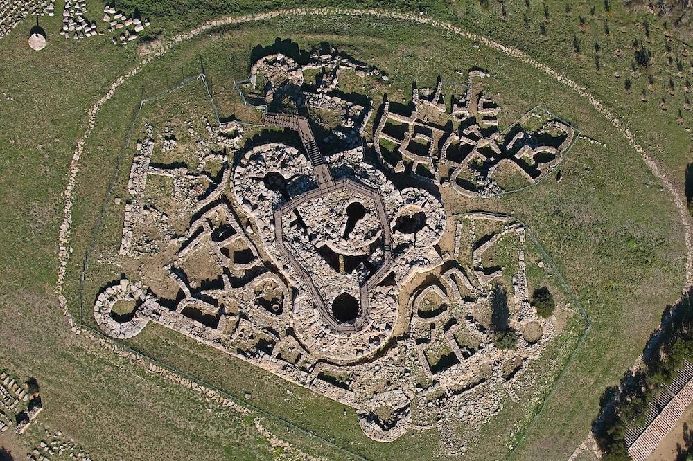 Hotel Grillo Assemini Kültér fotó